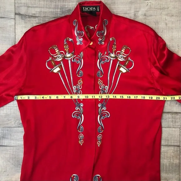 Vintage 1980s Designer Escada Red Sword Print Blouse 100% Silk Size Medium - Picture 8 of 9